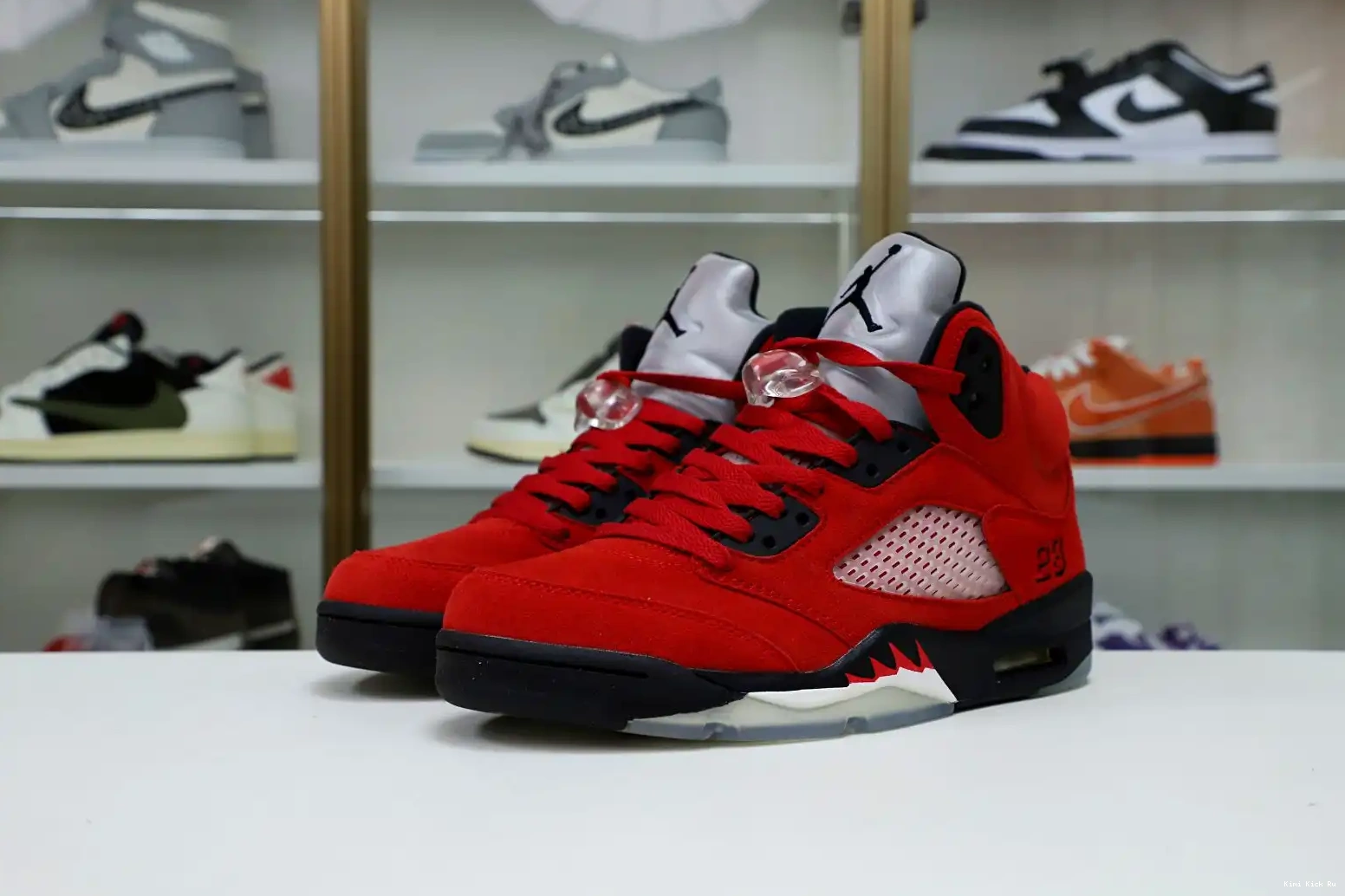RAGING RETRO RED JORDAN AIR Kimikick SUEDE 5 BULL 0510